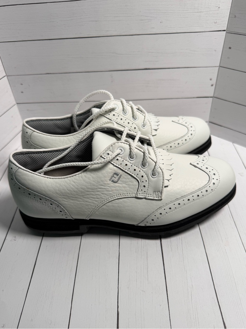 NIB Vintage FootJoy 98355 Women's Golf Shoes White Leather Kiltie Wingtip Size 6 - Picture 7 of 13